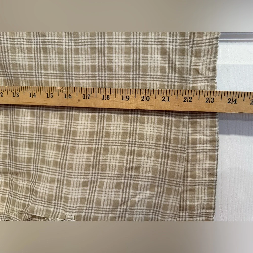Pair Of Quilted Standard Pillow Shams Multicolor plaid patchwork‎ Pattern